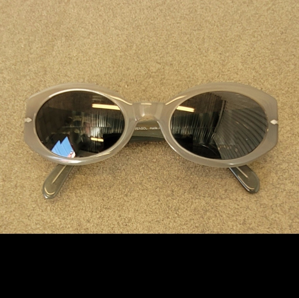 Persol like new